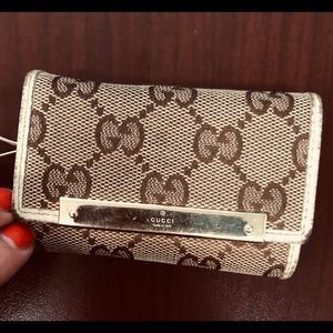 SOLD - Gucci Keyholder
